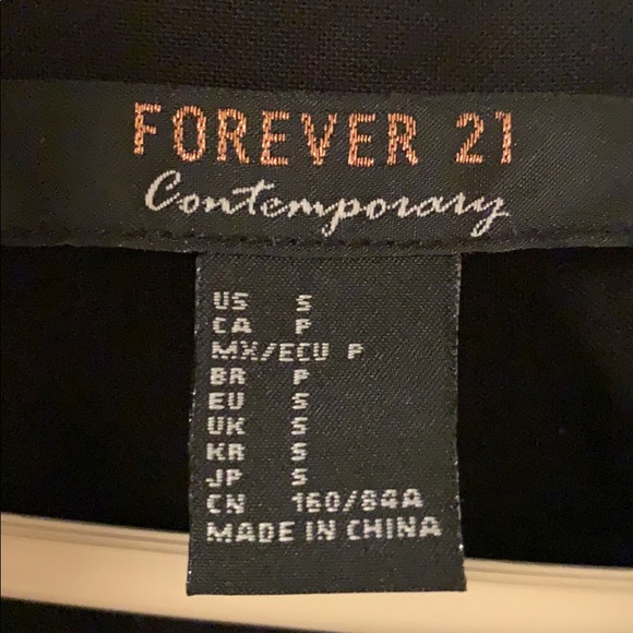 Hi-lo black button down blouse - Picture 3 of 3